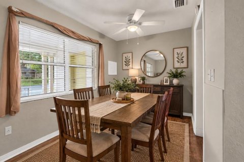 House in Lakeland, Florida 3 bedrooms, 80.17 sq.m. № 2393659 - photo 6