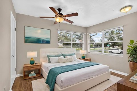 House in Lakeland, Florida 3 bedrooms, 80.17 sq.m. № 2393659 - photo 7