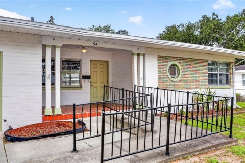House in Lakeland, Florida 3 bedrooms, 80.17 sq.m. № 2393659 - photo 13