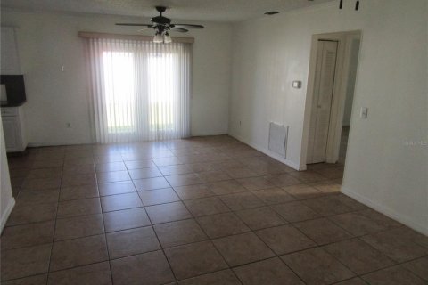 Villa ou maison à vendre à Ocala, Floride: 3 chambres, 112.97 m2 № 2126202 - photo 11