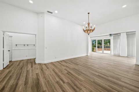 Casa en venta en Palm Beach Gardens, Florida, 3 dormitorios, 216.46 m2 № 2180185 - foto 16