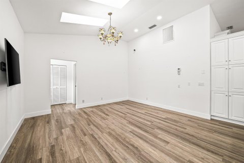 Casa en venta en Palm Beach Gardens, Florida, 3 dormitorios, 216.46 m2 № 2180185 - foto 26