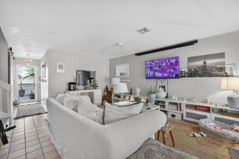 Adosado en venta en Margate, Florida, 3 dormitorios, 125.79 m2 № 2077754 - foto 7