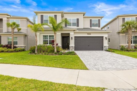 House in Wesley Chapel, Florida 5 bedrooms, 275.08 sq.m. № 1776793 - photo 1