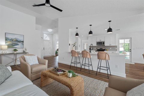 Casa en venta en Palm Coast, Florida, 3 dormitorios, 214.23 m2 № 2384376 - foto 21