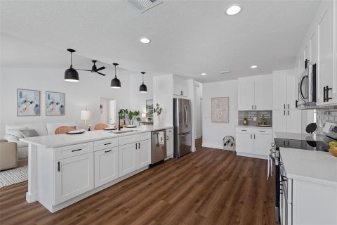 Casa en venta en Palm Coast, Florida, 3 dormitorios, 214.23 m2 № 2384376 - foto 23