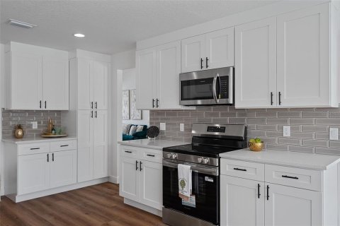 Casa en venta en Palm Coast, Florida, 3 dormitorios, 214.23 m2 № 2384376 - foto 25