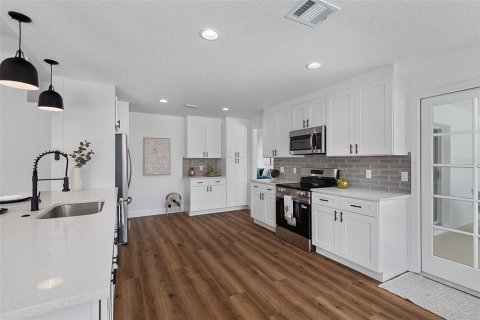 Casa en venta en Palm Coast, Florida, 3 dormitorios, 214.23 m2 № 2384376 - foto 24