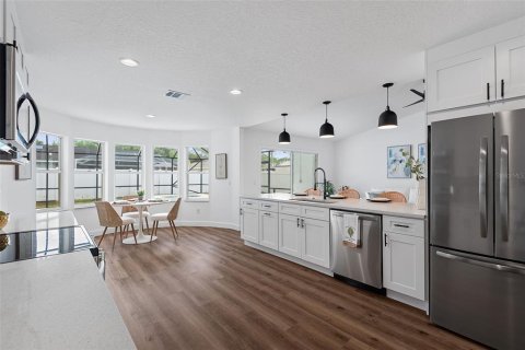 Casa en venta en Palm Coast, Florida, 3 dormitorios, 214.23 m2 № 2384376 - foto 3