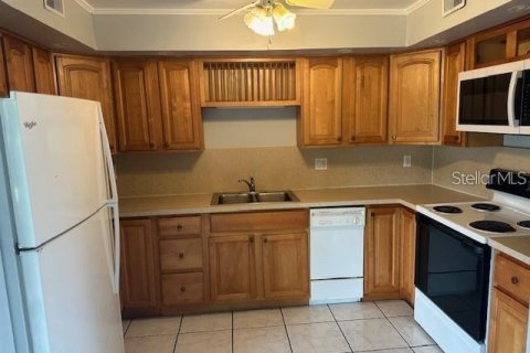 Condominio en alquiler en Orlando, Florida, 2 dormitorios, 112.97 m2 № 1905218 - foto 4