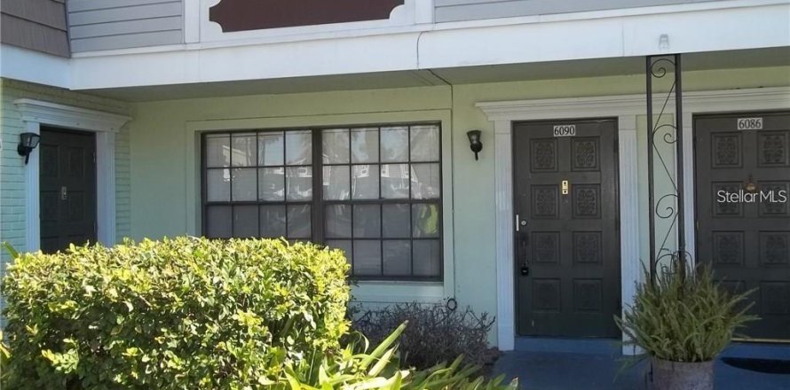Condominio en Orlando, Florida, 2 dormitorios № 1905218