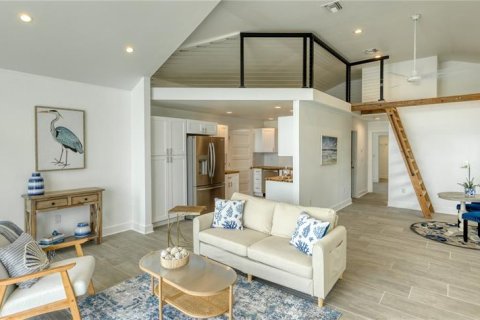 House in Saint Pete Beach, Florida 2 bedrooms, 98.1 sq.m. № 1658662 - photo 21