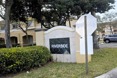 Touwnhouse à vendre à Tamarac, Floride: 2 chambres, 112.78 m2 № 2033364 - photo 30