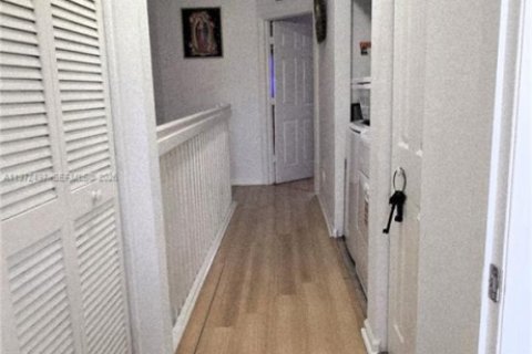 Touwnhouse à vendre à Tamarac, Floride: 2 chambres, 112.78 m2 № 2033364 - photo 26