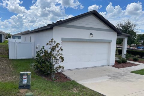 House in Davenport, Florida 3 bedrooms, 144.09 sq.m. № 1854616 - photo 4