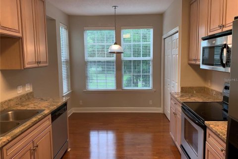 Condo in Gainesville, Florida, 3 bedrooms  № 1772784 - photo 2