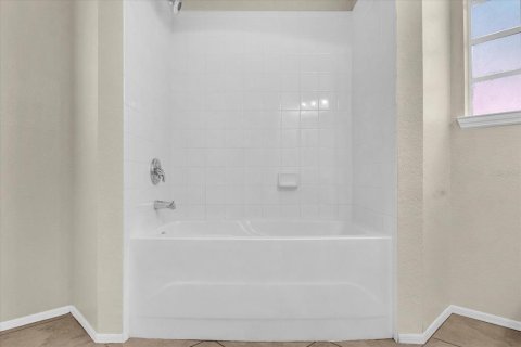 Copropriété à vendre à Lake Mary, Floride: 2 chambres, 115.38 m2 № 1591437 - photo 20