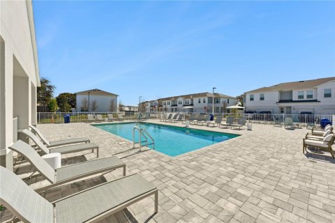 Touwnhouse à louer à Kissimmee, Floride: 3 chambres, 129.13 m2 № 2157316 - photo 2