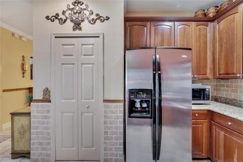 House in Apollo Beach, Florida 2 bedrooms, 151.52 sq.m. № 1556811 - photo 15