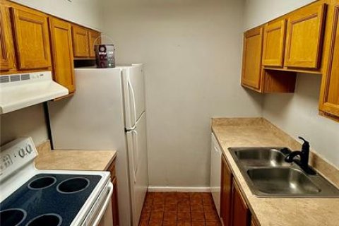Condo in Gainesville, Florida, 2 bedrooms  № 2231562 - photo 6