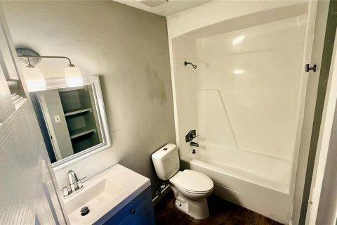 Condo in Gainesville, Florida, 2 bedrooms  № 2231562 - photo 12