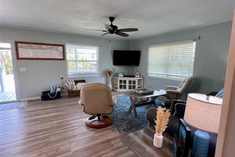 House in Placida, Florida 2 bedrooms, 82.13 sq.m. № 2103816 - photo 18