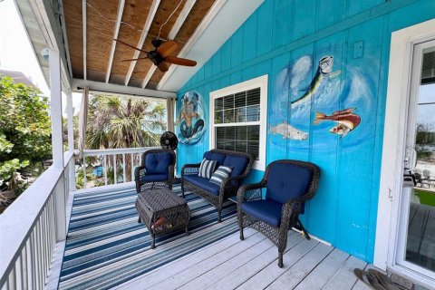 House in Placida, Florida 2 bedrooms, 82.13 sq.m. № 2103816 - photo 9