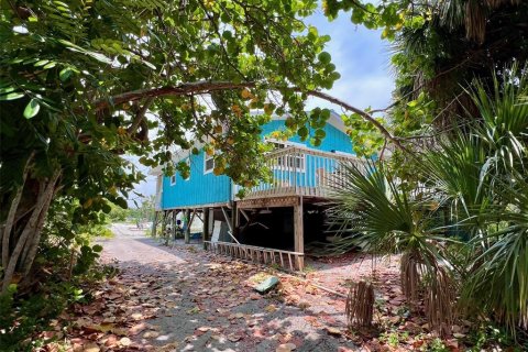 House in Placida, Florida 2 bedrooms, 82.13 sq.m. № 2103816 - photo 8