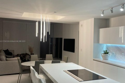Copropriété à vendre à Miami, Floride: 3 chambres, 204.76 m2 № 1695298 - photo 10