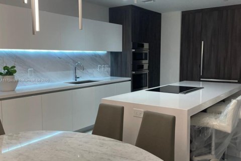 Copropriété à vendre à Miami, Floride: 3 chambres, 204.76 m2 № 1695298 - photo 9