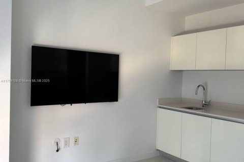 Copropriété à vendre à Miami, Floride: 3 chambres, 204.76 m2 № 1695298 - photo 14