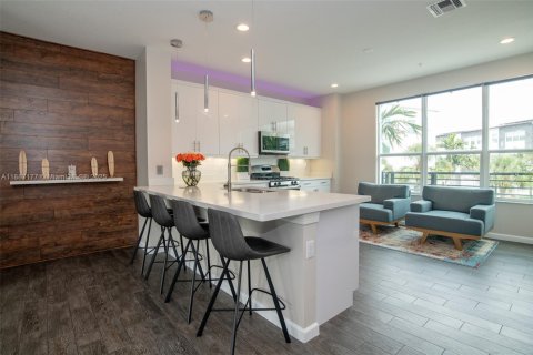 Touwnhouse à vendre à Oakland Park, Floride: 3 chambres, 199.93 m2 № 1941669 - photo 15