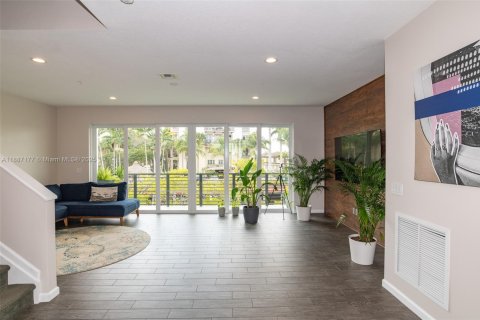 Touwnhouse à vendre à Oakland Park, Floride: 3 chambres, 199.93 m2 № 1941669 - photo 5