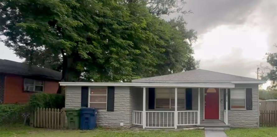 Villa ou maison à Tampa, Floride 3 chambres, 89.56 m2 № 2390833
