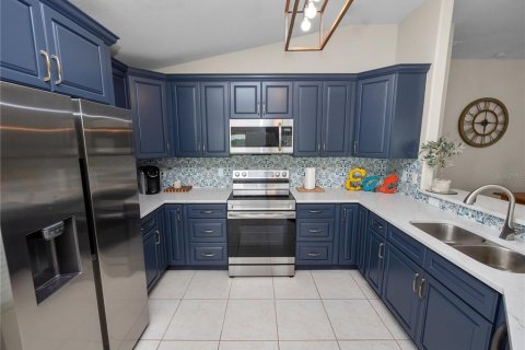 House in Mulberry, Florida 4 bedrooms, 180.79 sq.m. № 1869818 - photo 25