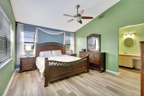 Condo in Boynton Beach, Florida, 3 bedrooms № 2185193 - photo 16
