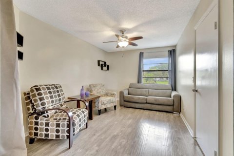 Condo in Boynton Beach, Florida, 3 bedrooms № 2185193 - photo 22