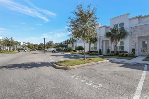 Condo in Clermont, Florida, 3 bedrooms  № 1552963 - photo 24