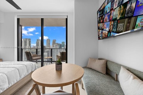 Copropriété à vendre à Miami, Floride: 34.1 m2 № 1940767 - photo 2