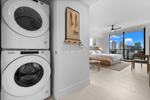 Copropriété à vendre à Miami, Floride: 34.1 m2 № 1940767 - photo 11