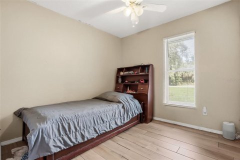 Villa ou maison à vendre à Mount Dora, Floride: 4 chambres, 120.77 m2 № 2406942 - photo 11