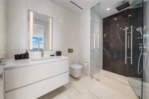 Copropriété à louer à Miami, Floride: 2 chambres, 144.18 m2 № 2051497 - photo 23