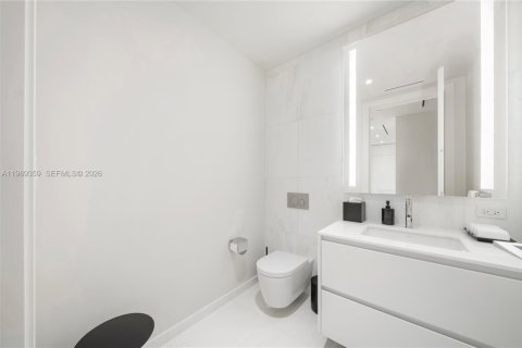 Copropriété à louer à Miami, Floride: 2 chambres, 144.18 m2 № 2051497 - photo 25