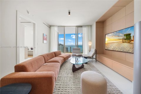 Copropriété à louer à Miami, Floride: 2 chambres, 144.18 m2 № 2051497 - photo 9