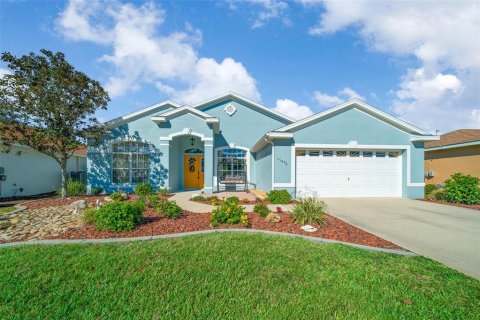 House in Ocala, Florida 3 bedrooms, 212.28 sq.m. № 1543292 - photo 1