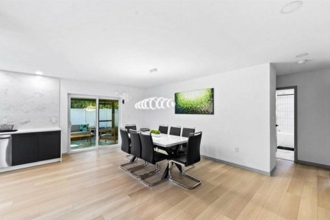 Casa en alquiler en Largo, Florida, 3 dormitorios, 151.06 m2 № 1905969 - foto 5