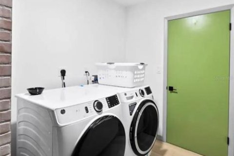 Casa en alquiler en Largo, Florida, 3 dormitorios, 151.06 m2 № 1905969 - foto 12