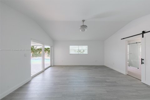 House in Miramar, Florida 3 bedrooms, 182.37 sq.m. № 1862015 - photo 23