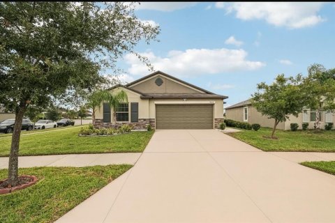 House in BELMONT in Sun City Center, Florida 4 bedrooms, 171.03 sq.m. № 1912098 - photo 2