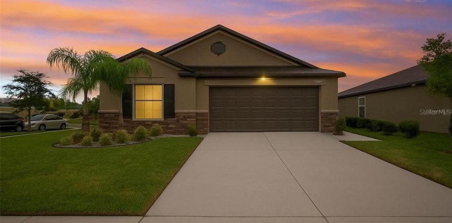 Casa en BELMONT en Sun City Center, Florida 4 dormitorios, 171.03 m2 № 1912098